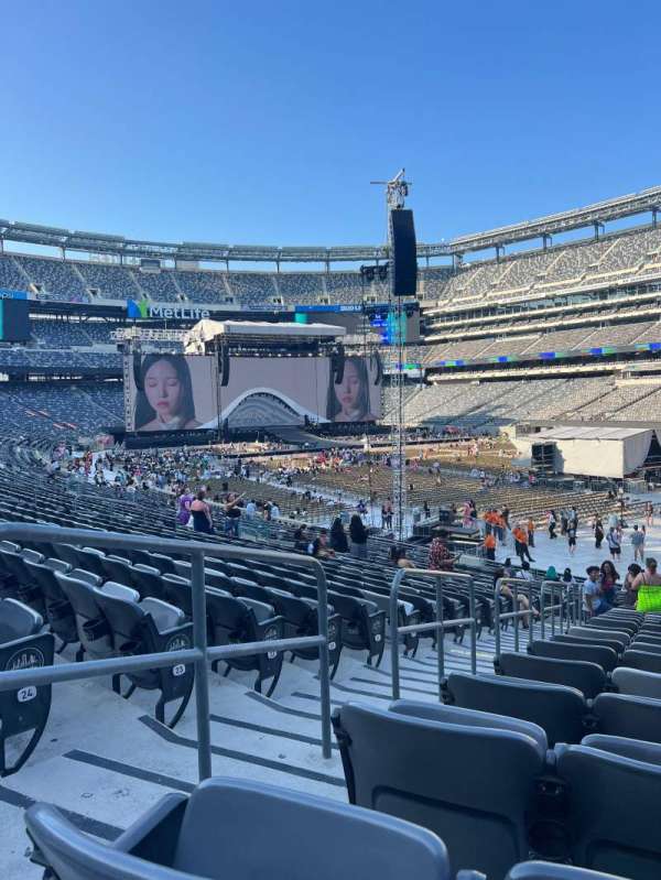 MetLife Stadium, bloc: 131, rangée: 26, place: 25