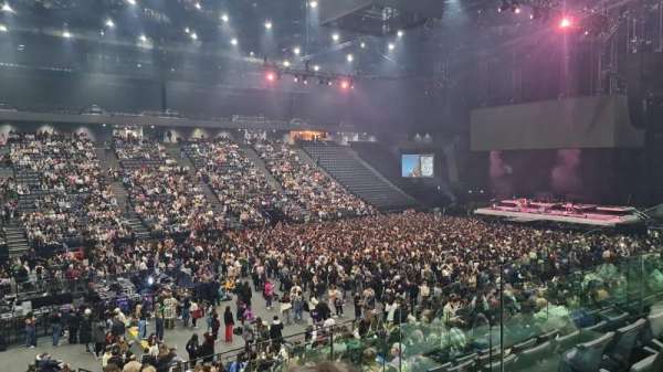 Accor Arena, bloc: Balcon E, rangée: 84, place: 6