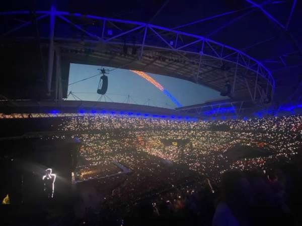 Wembley Stadium, bloc: 531, rangée: 14, place: 143