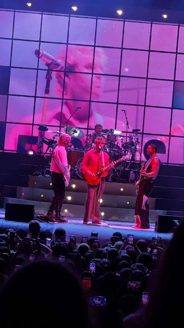 RBC Amphitheatre, bloc: 202, rangée: D, place: 16