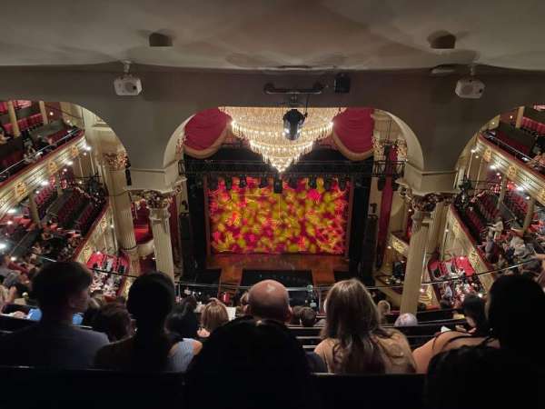 Academy of Music, bloc: Amphitheater E, rangée: H, place: 107