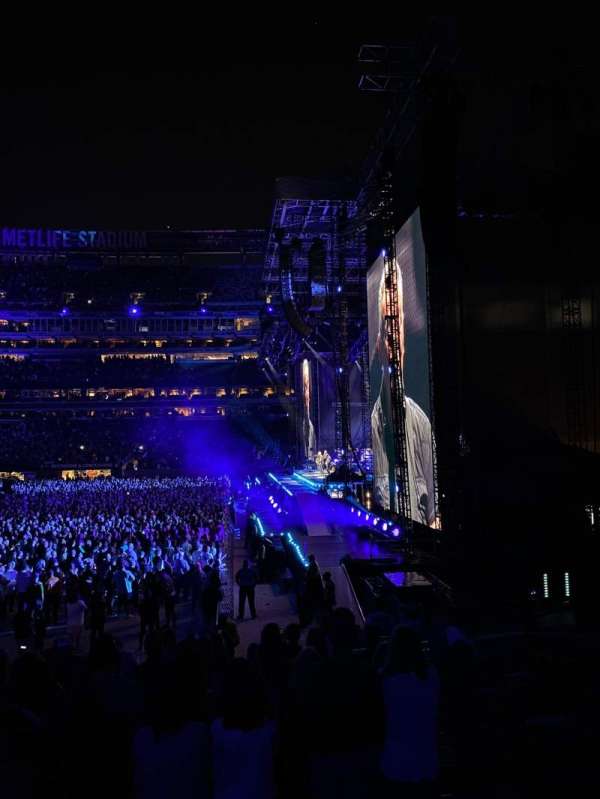 MetLife Stadium, bloc: 110, rangée: 13