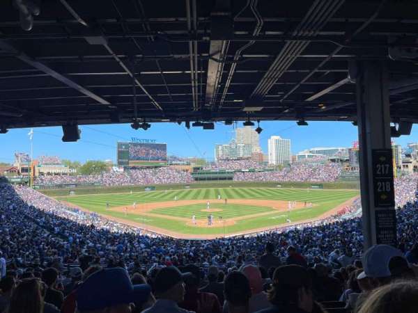 Wrigley Field, bloc: 217, rangée: 15, place: 19