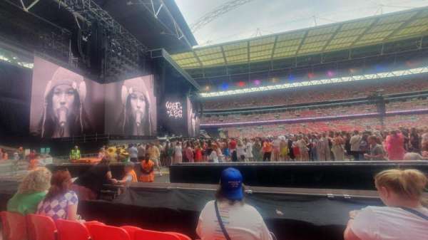 Wembley Stadium, bloc: 126, rangée: 4, place: 91