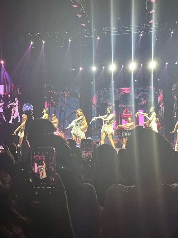 The O2, London, bloc: Floor B2, rangée: G, place: 31