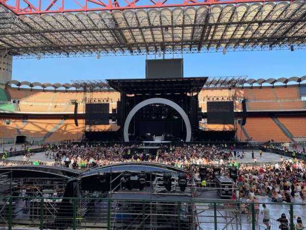 San Siro, bloc: P, rangée: 5, place: 11