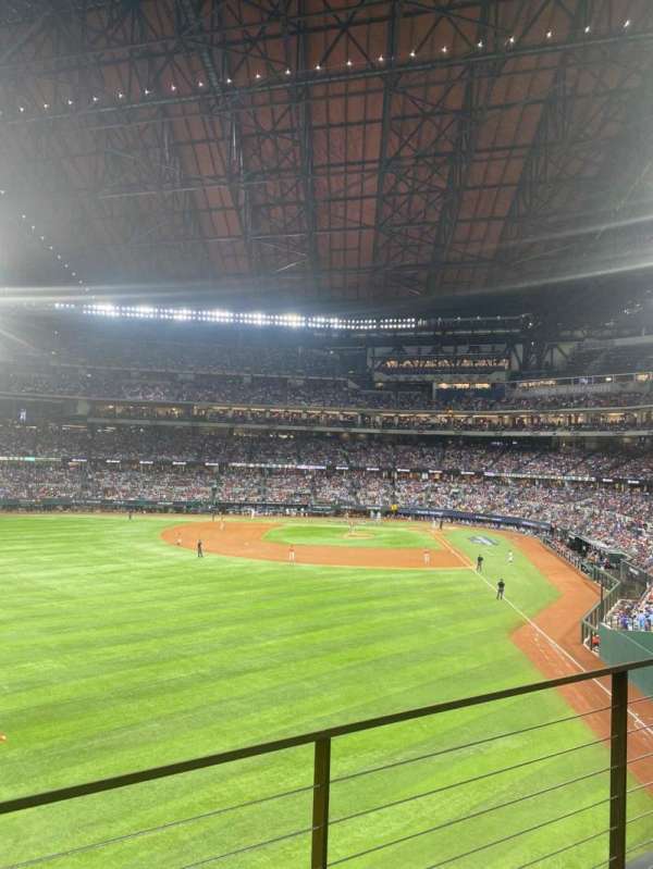 Globe Life Field, bloc: 141, rangée: 2, place: 6