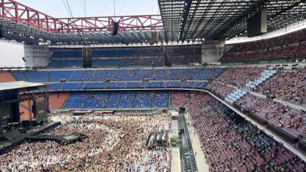 San Siro, bloc: 244, rangée: 19