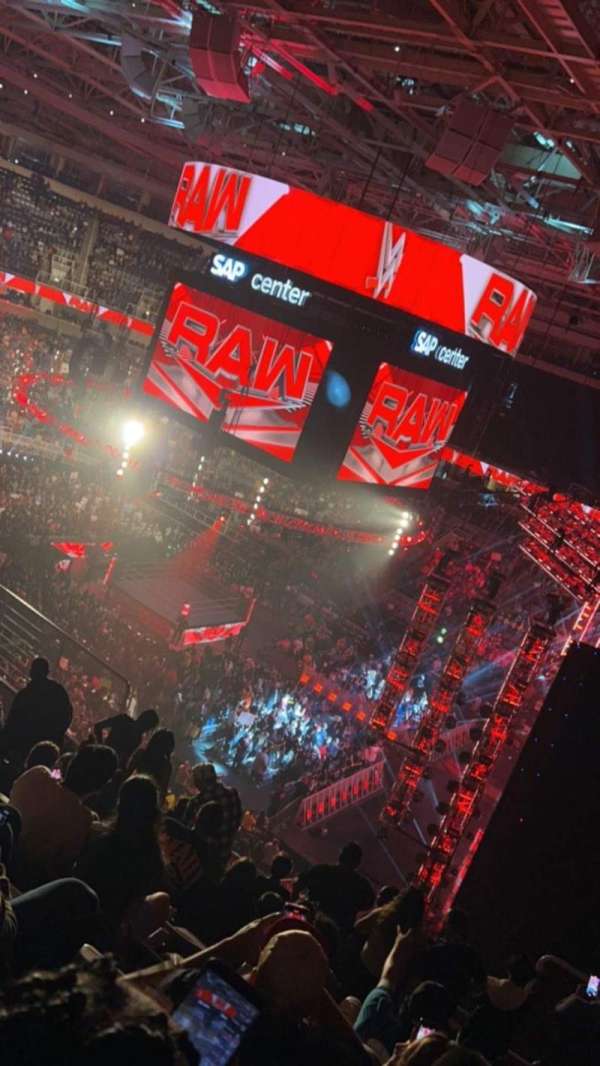 SAP Center, bloc: 227, rangée: 10