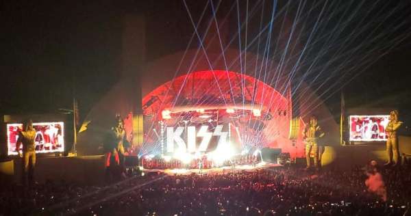 Hollywood Bowl, bloc: J2, rangée: 13, place: 17