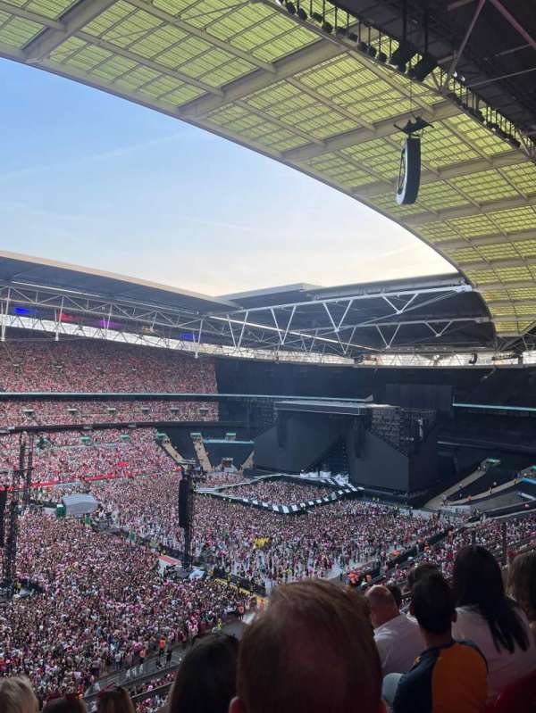 Wembley Stadium, bloc: 505, rangée: 5, place: 121