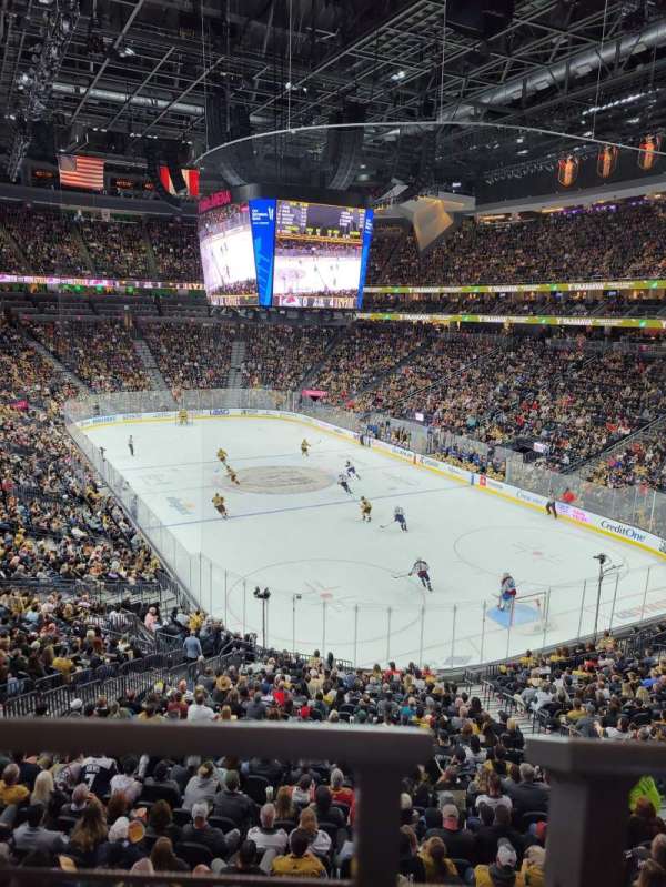 T-Mobile Arena, bloc: 118, rangée: A, place: 11