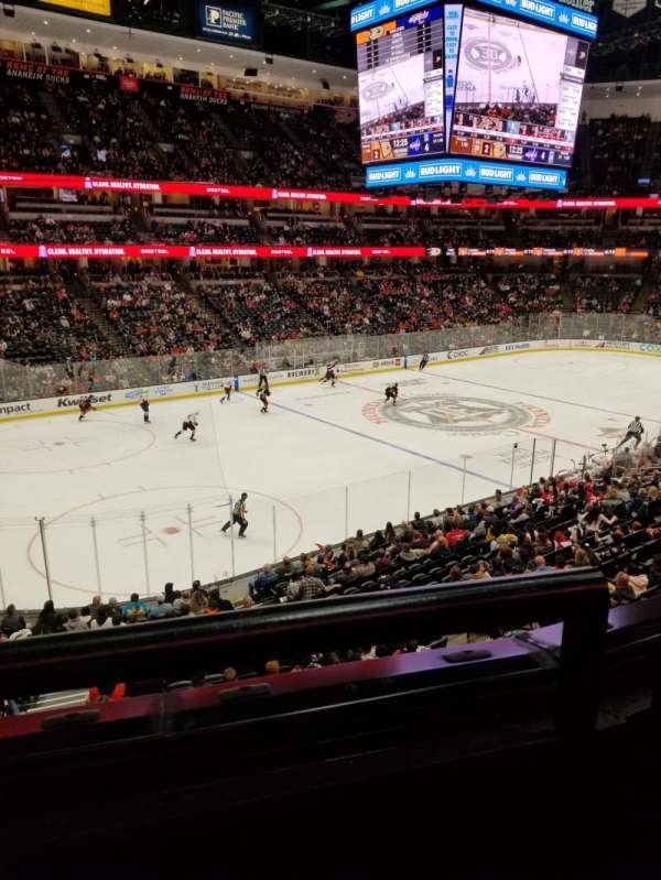 Honda Center, bloc: 310, rangée: A, place: 5