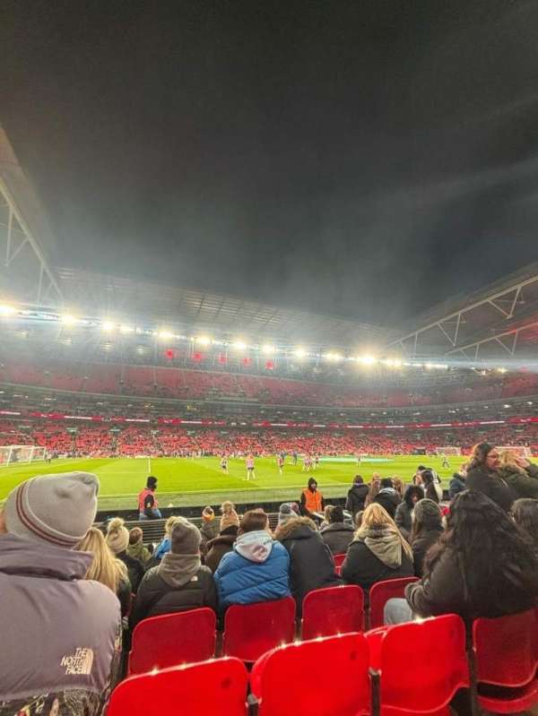 Wembley Stadium, bloc: 103, rangée: 7, place: 32