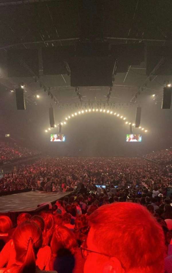 AFAS Dome, bloc: 132, rangée: 130, place: 6