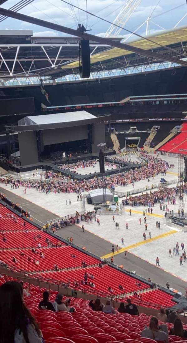 Wembley Stadium, bloc: 520, rangée: 19