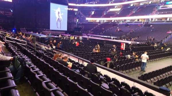 Capital One Arena, bloc: 102, rangée: G, place: 1