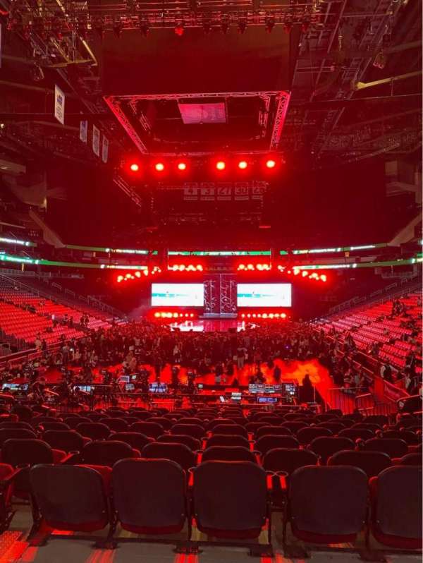 Prudential Center, bloc: 3, rangée: 13, place: 9