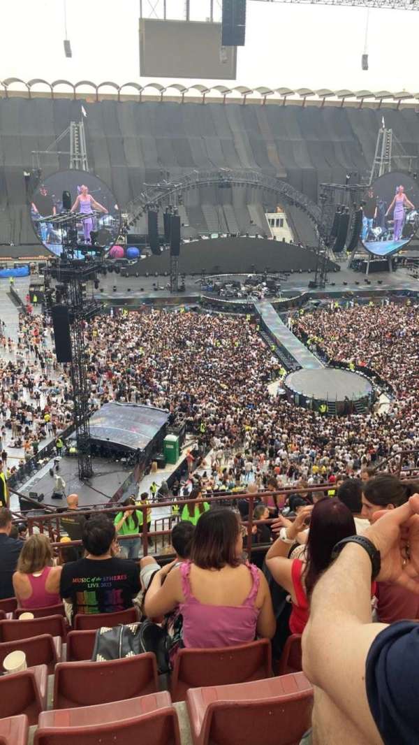 San Siro, bloc: 232, rangée: 13, place: 20