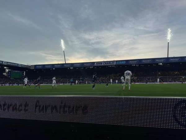 Elland Road, bloc: L31, rangée: AA