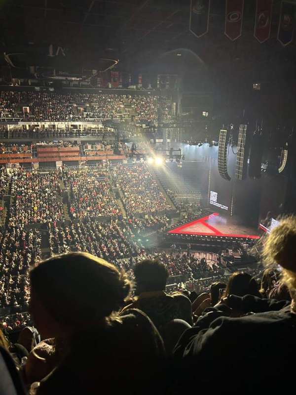 Nationwide Arena, bloc: 203, rangée: D, place: 5