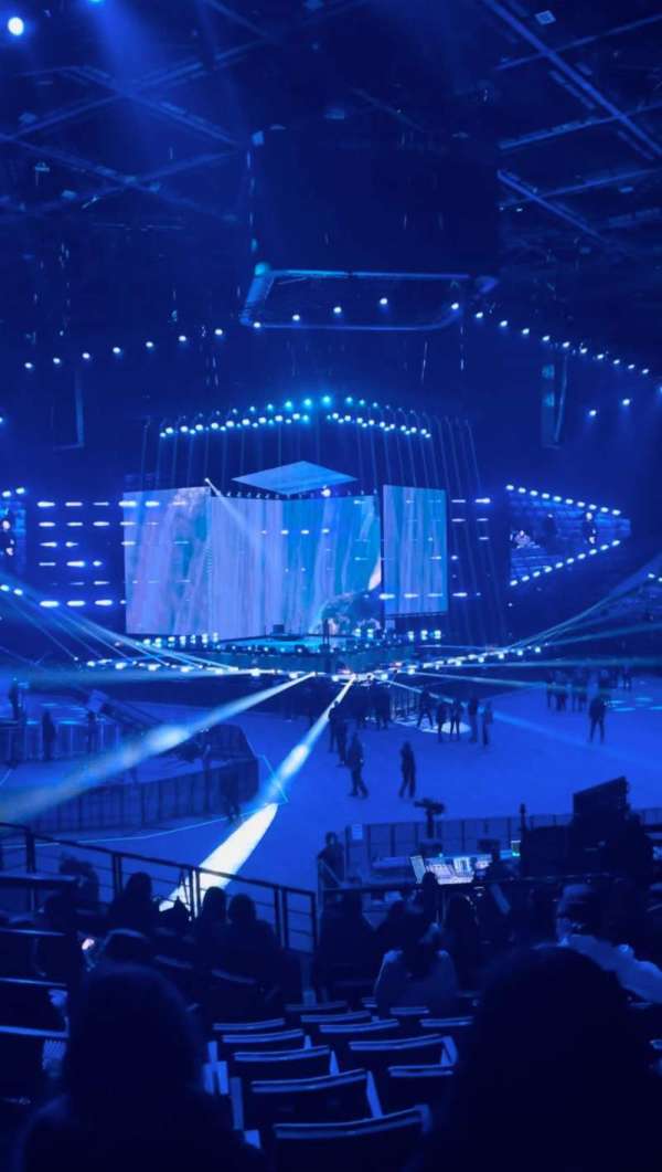 Accor Arena, bloc: Gradin U, rangée: 13, place: 17