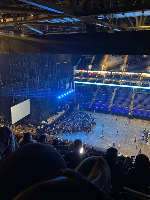 The O2, London, bloc: 404, rangée: T, place: 528