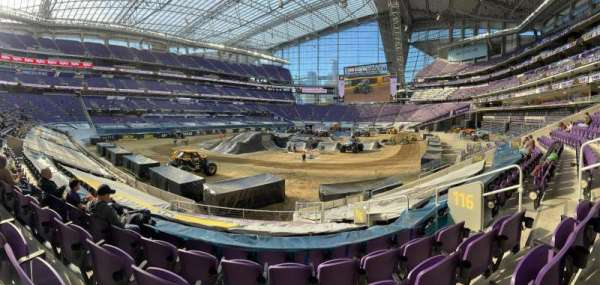 U.S. Bank Stadium, bloc: 116, rangée: 14, place: 7