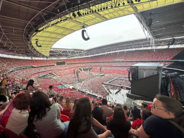 Wembley Stadium, bloc: 547