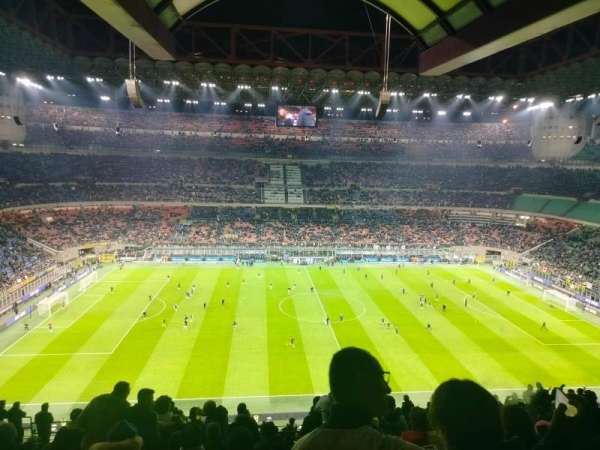 San Siro, bloc: 268, rangée: 19, place: 21