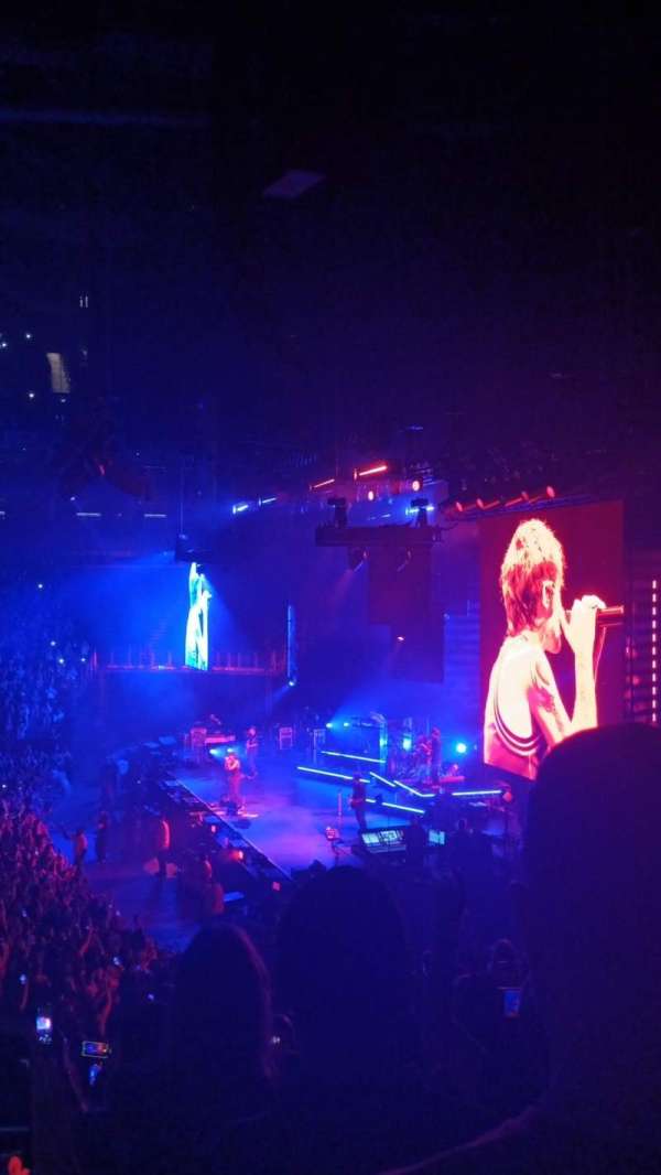 The O2, London, bloc: 112