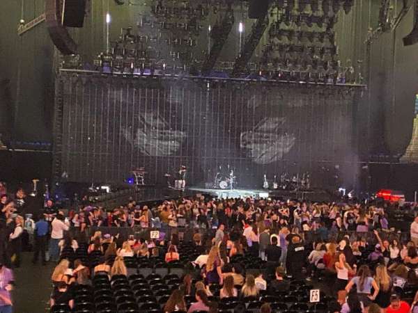 Kia Center, bloc: 111, rangée: 6, place: 12