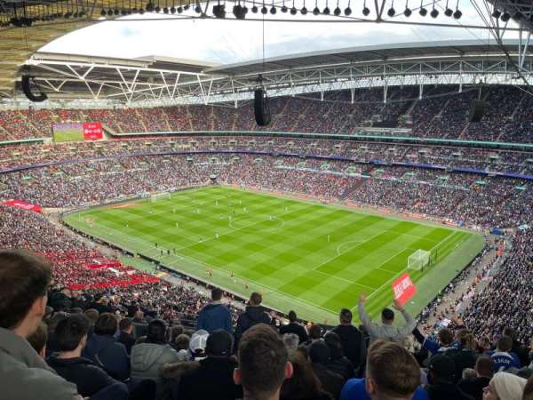 Wembley Stadium, bloc: 547, rangée: 24, place: 214