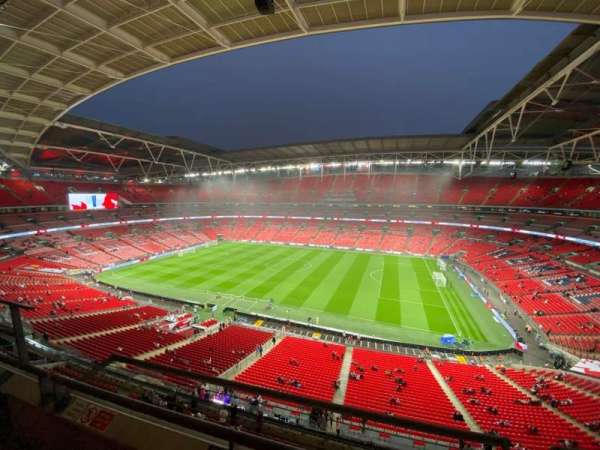 Wembley Stadium, bloc: 550, rangée: 2, place: 321