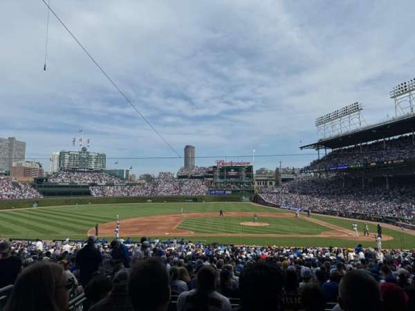 Wrigley Field, bloc: 212, rangée: 5, place: 20