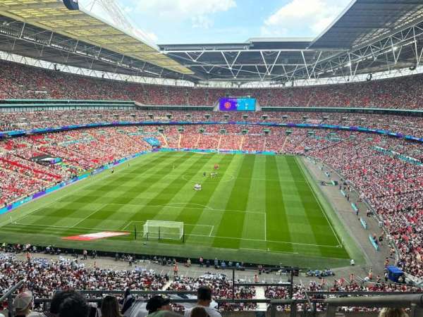 Wembley Stadium, bloc: 538, rangée: 6, place: 353