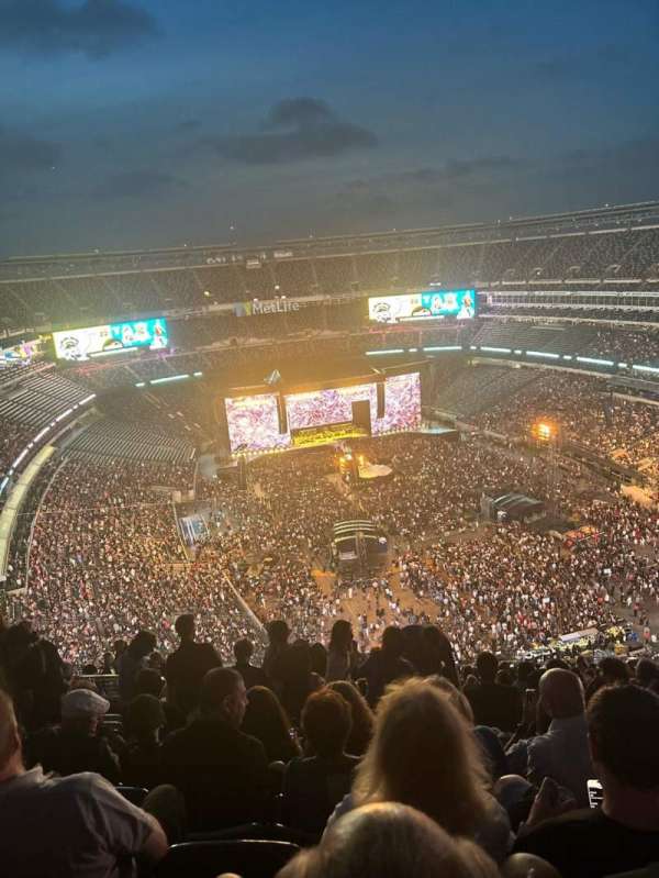 MetLife Stadium, bloc: 329, rangée: 24, place: 19