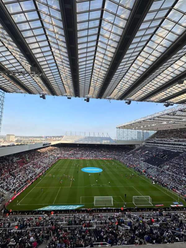 St James' Park, bloc: LS-LL7L, rangée: B, place: 455