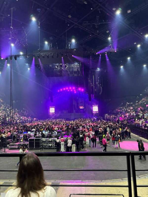 Accor Arena, bloc: Gradin A, rangée: 22, place: 11