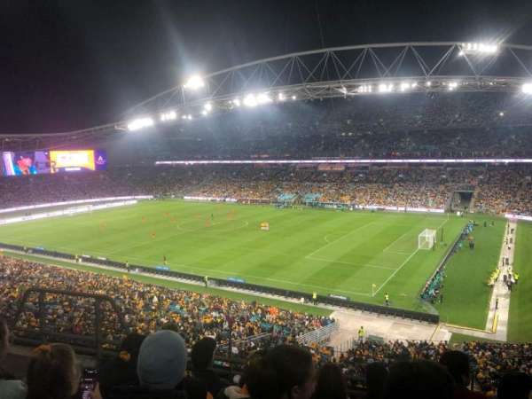 Accor Stadium, bloc: 411, rangée: 5, place: 8