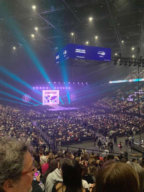 Accor Arena, bloc: Gradin T, rangée: 8, place: 4