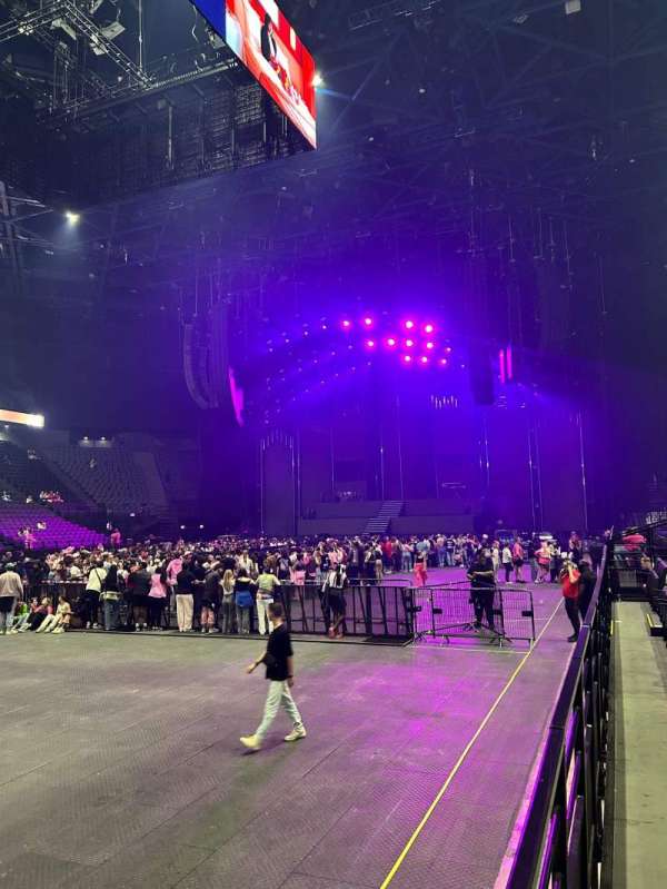 Accor Arena, bloc: Gradin E, rangée: 28, place: 6