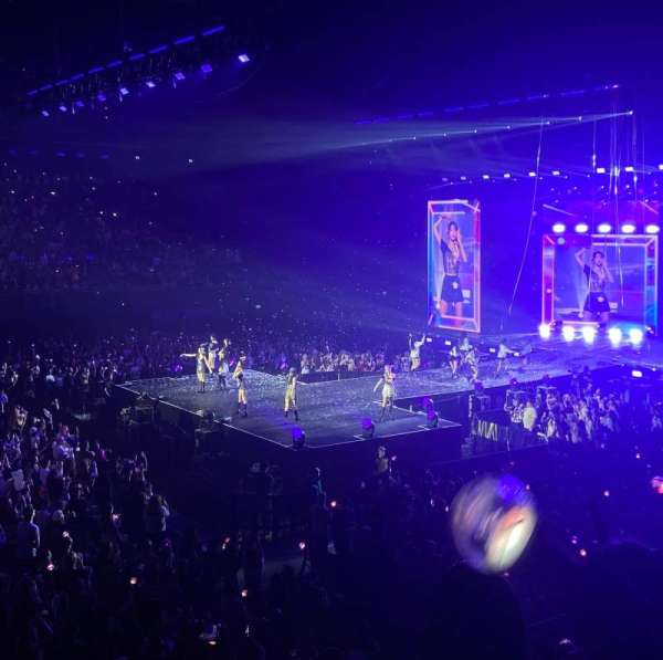 Ziggo Dome, bloc: 104, rangée: 7, place: 89
