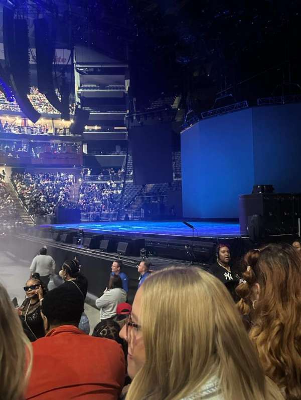 Nationwide Arena, bloc: 102, rangée: F, place: 14