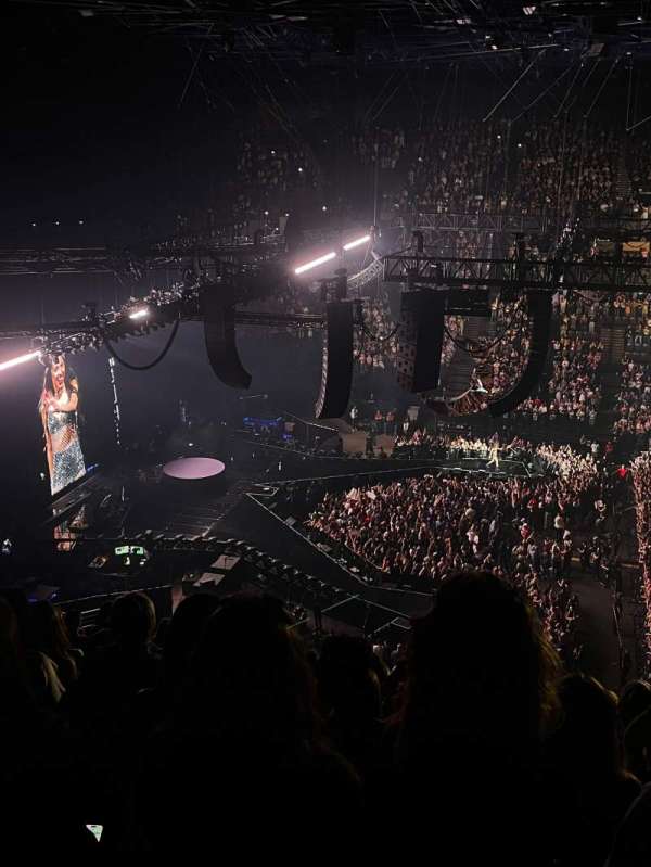 Accor Arena, bloc: Balcon O, rangée: 92, place: 6