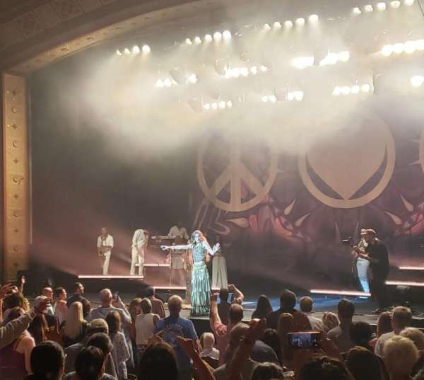 Hackensack Meridian Health Theatre, bloc: Orchestra R, rangée: P, place: 10