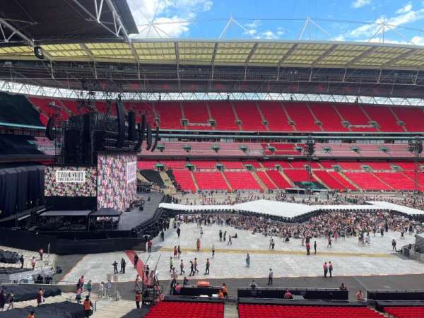 Wembley Stadium, bloc: 230, rangée: 7, place: 95
