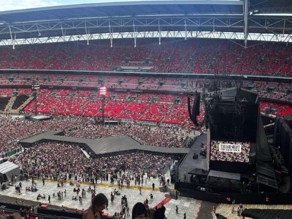 Wembley Stadium, bloc: 547, rangée: 10, place: 238