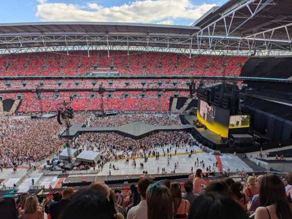 Wembley Stadium, bloc: 551, rangée: 9, place: 333