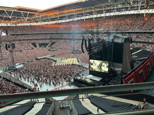 Wembley Stadium, bloc: 545, rangée: 6, place: 155